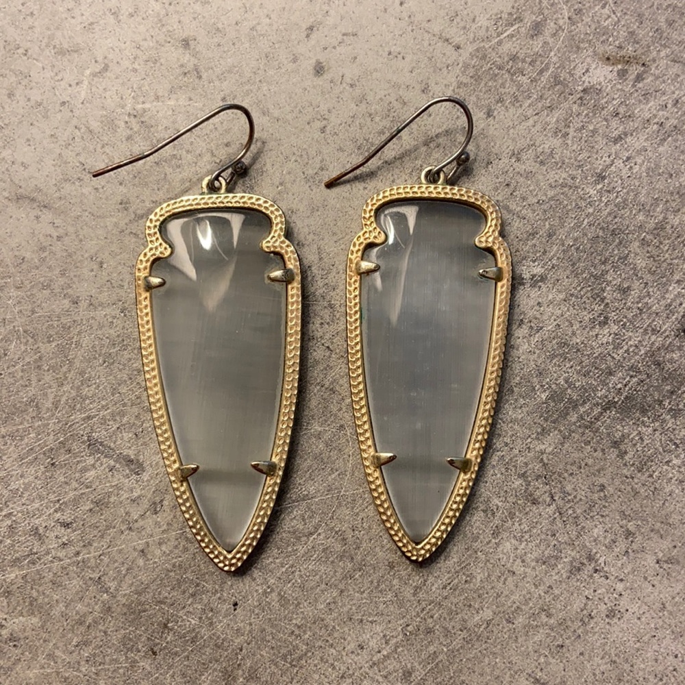 Kendra Scott grey earrings